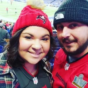 Meet your Posher, Lauren